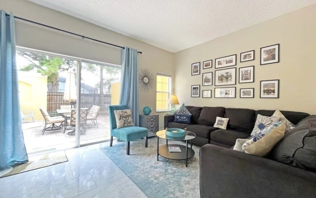 Pompano Place 3 Bedroom Townhouse by RedAwning