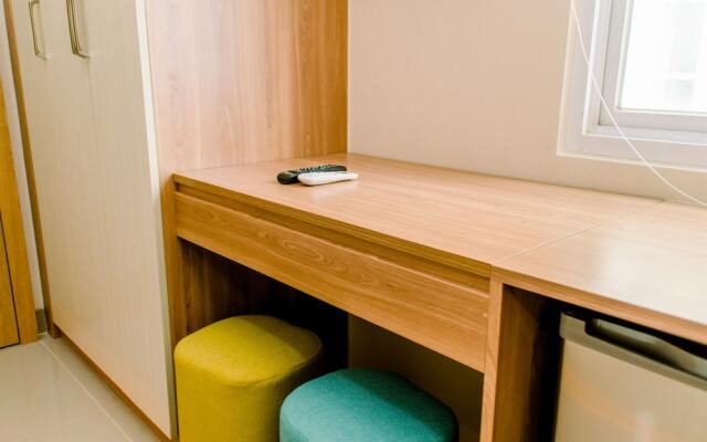 Homey And Compact Studio Apartment At B Residence