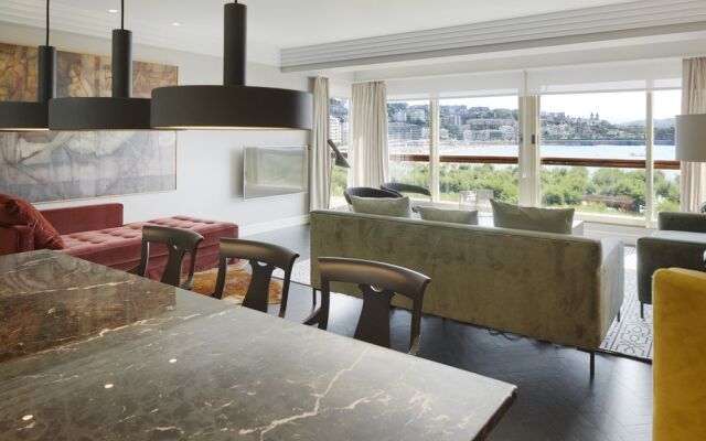 Playa de La Concha 10 Apartment by FeelFree Rentals