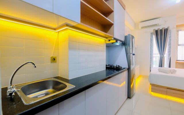 Good And Homey Studio At Transpark Cibubur Apartment