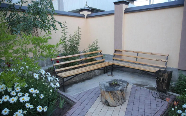 MEDI Guest House