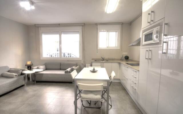 Benet Apartment