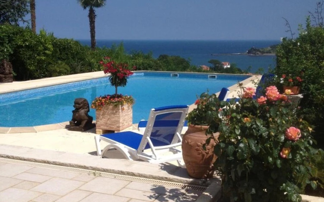 Villa Erresinolettean