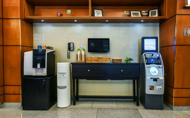 Grand Park Hotel Vancouver Airport, an Ascend Collection Hotel