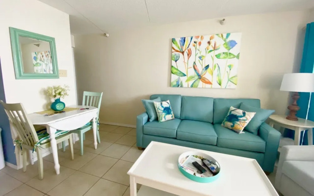 Emerald Skye Condos by ALBVR