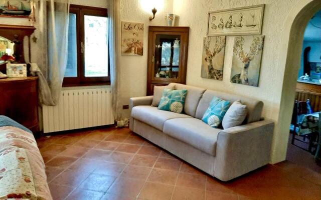 Nice apartment with large Terrace..-La Rotta
