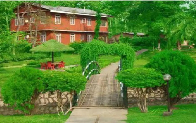 Dhanshree Resort