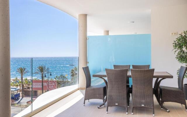 Ensuite The Wave II with Pool and free parking