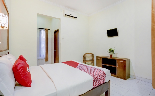 OYO 3910 Teges Inn