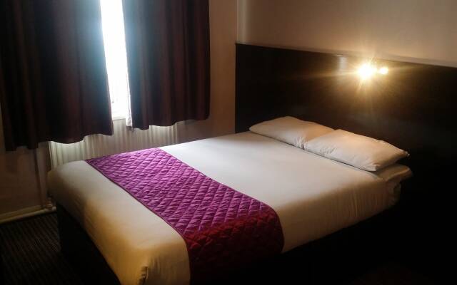 Arriva Hotel