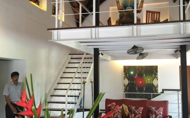 Trinity At Fort Cochin
