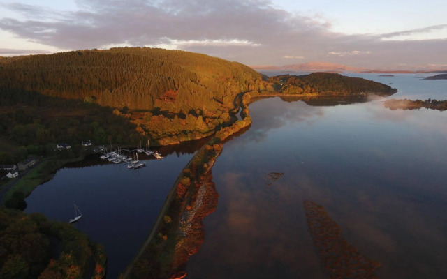Crinan Hotel