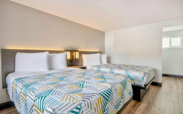 Studio 6 Eureka, CA – Old Town