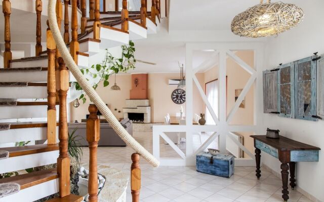 Villa Aliki