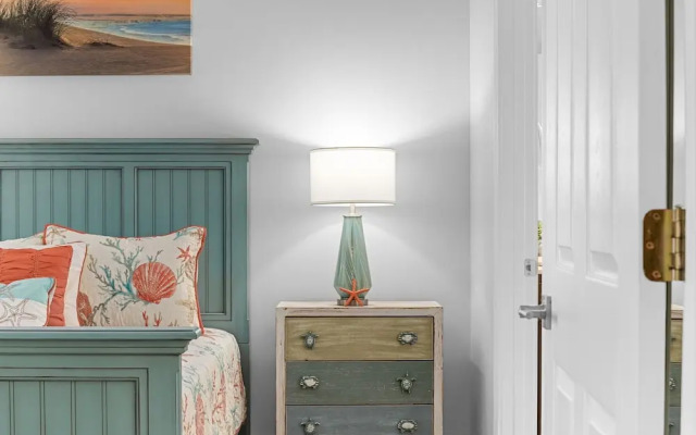 Magnolia Pointe Three-bedroom Apartment 305-4820