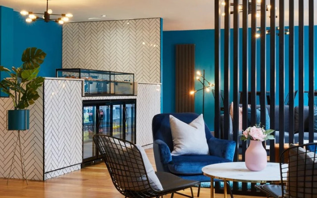 Reading Central Serviced Apartment by Viridian Apartments