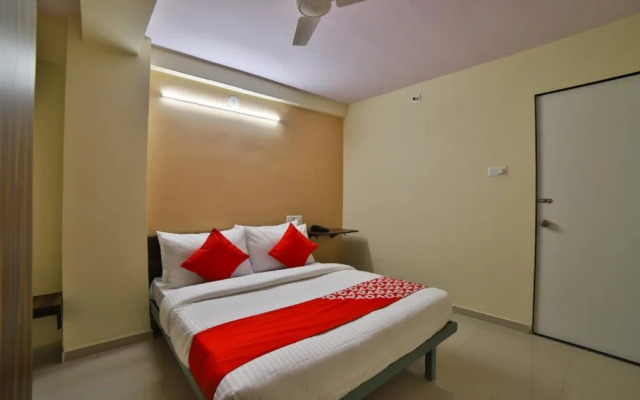 Madhuram Arcade By OYO Rooms