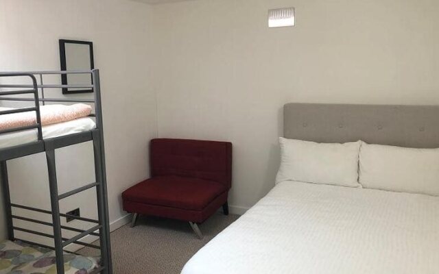O Hostel