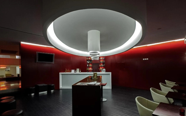 Hotel Jerónimos 8