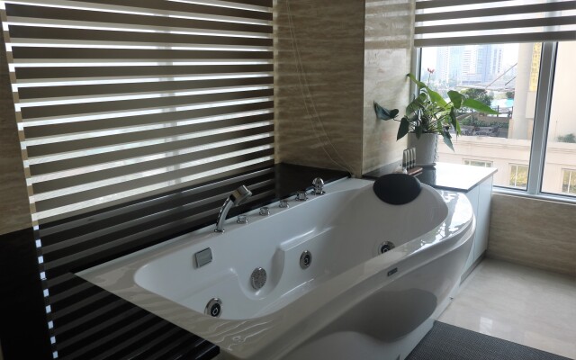 Vouk Hotel Suites