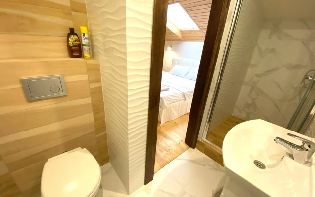 Апартаменти у Львові на вулиці Лесі Українки 19/13