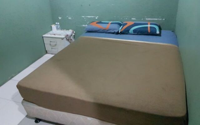 OYO 904 Avee Budget Inn