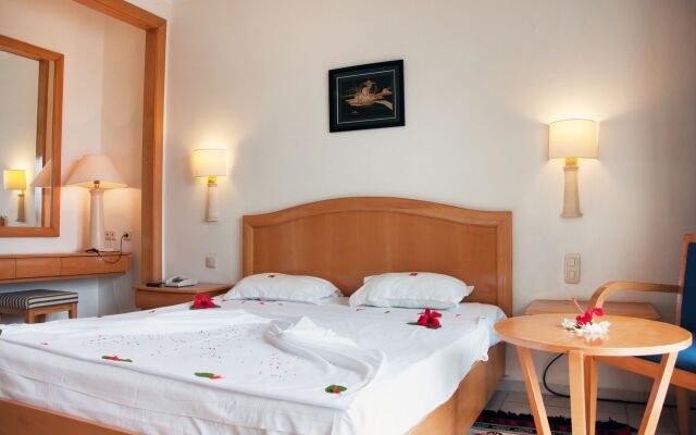 Ruspina Beach Resort