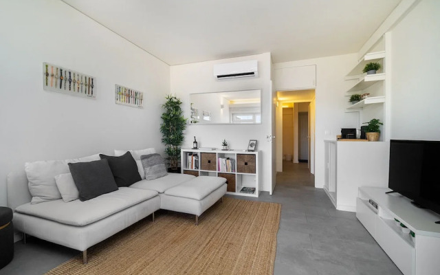 Study & Surf Carcavelos 1-Bed By Beach & Nova Sbe