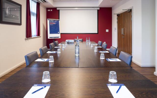 Holiday Inn Express Leicester - City by IHG