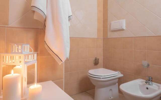 Stylish Residence Le Fontane 2 Bedroom Apartment Sleeps 6 Persons Num2508