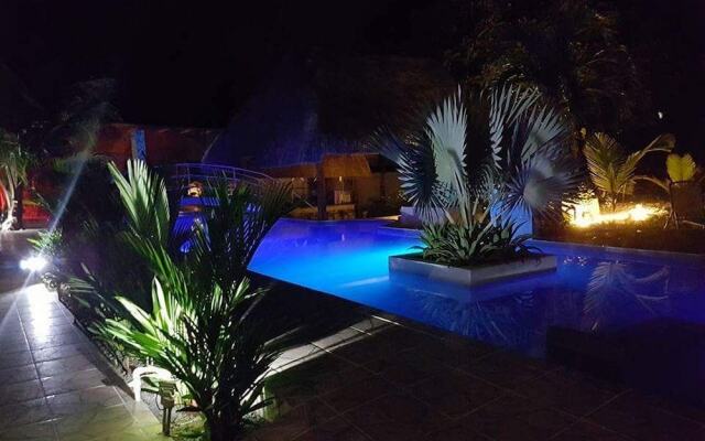 Paradise Inn