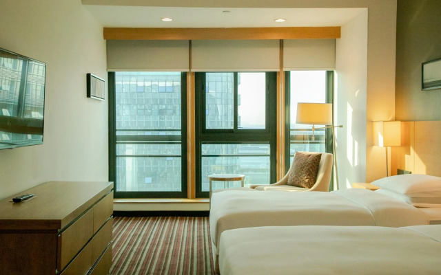 Hyatt Place Shenzhen Airport