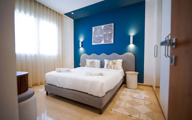 Villa Hermes Seaside and Luxurious