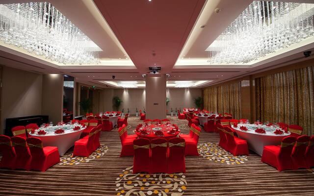 Holiday Inn Chengdu Oriental Plaza, an IHG Hotel