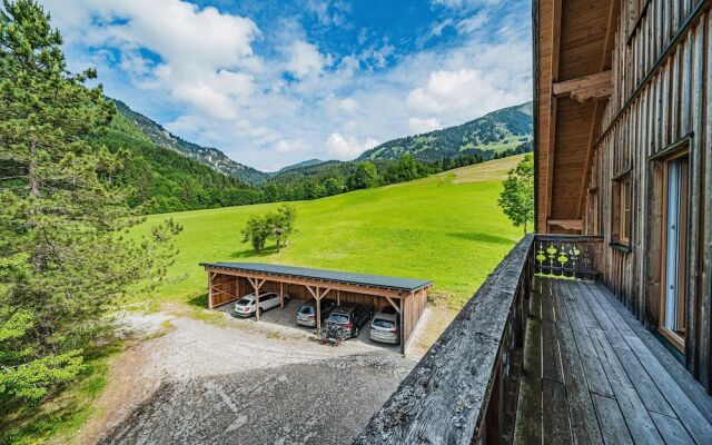 Beautiful Apartment in Russbach With 1 Bedrooms and Wifi