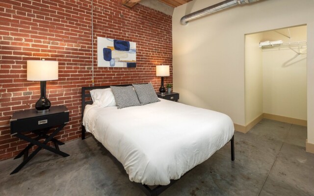 Apartments at 1209 Washington Ave