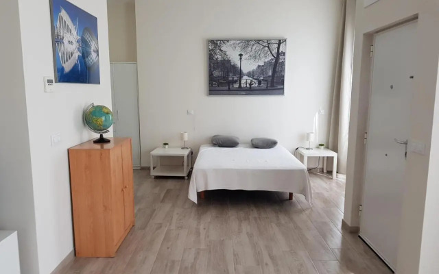 Spacious studio apartment in Cabanyal