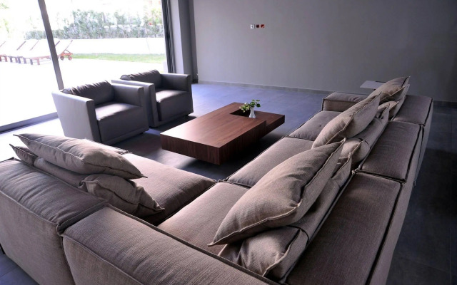 Oktober Downtown Boutique Hotel
