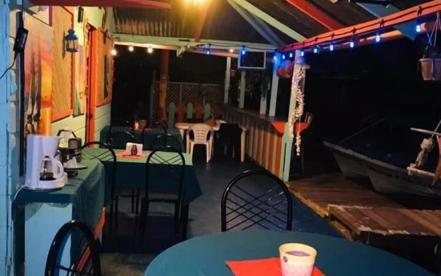 Ana's Coffee House