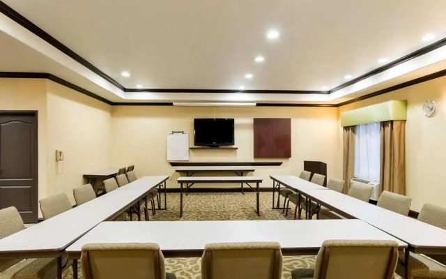 Baymont by Wyndham Jewett