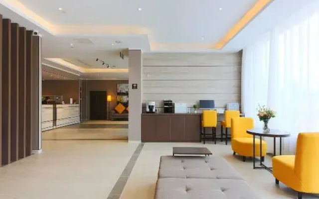 Homeinn Plus (Shijiazhuang Zhengding Airport)