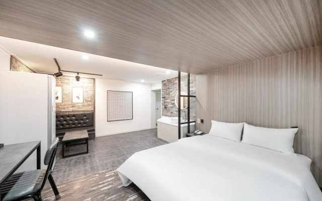 HOTEL Yeogiuhtte Gwangju Baek Un