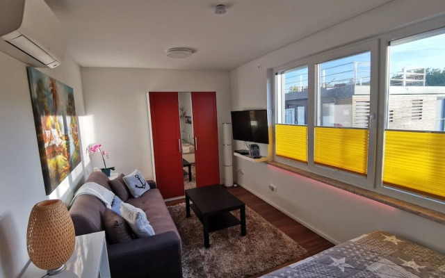 Schwimmendes Ferienhaus Robby II