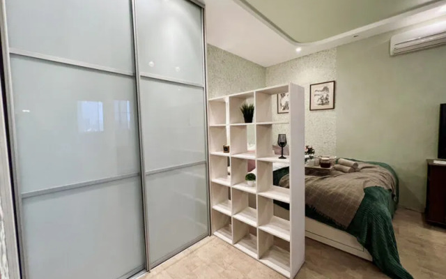 Диван и Чемодан на ул. Орджоникидзе, 30