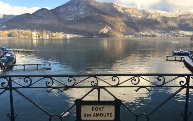 The One Suite Annecy