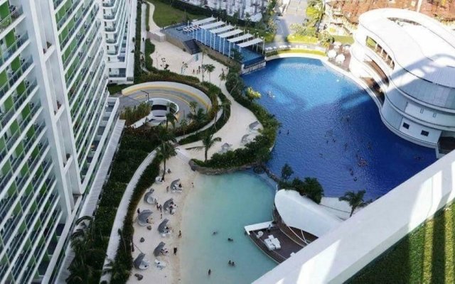 Azure Urban Resort and Residences