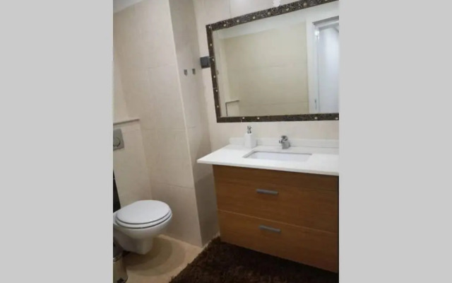 Ria Center Apartment - Right