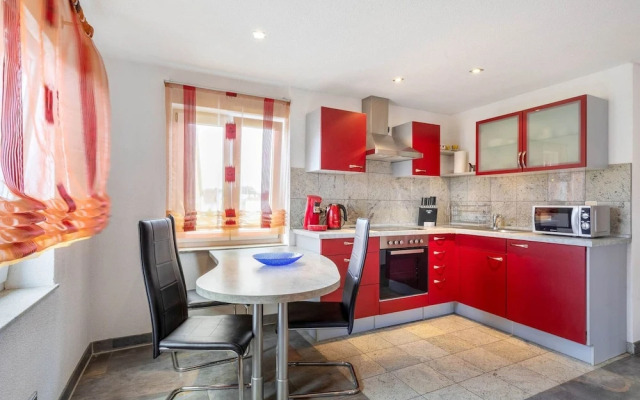 Cosy Apartment in Altshausen Near Castle