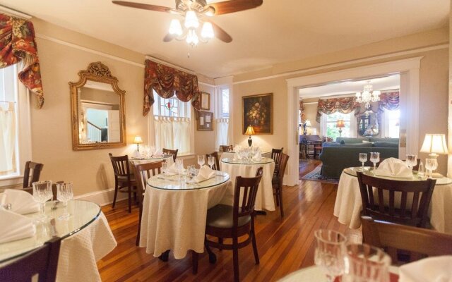 Inn on Charlotte