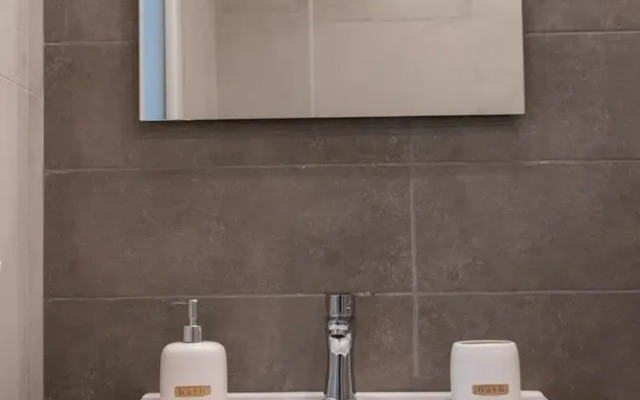 #halu! Modern Center Apartment